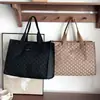Nova bolsa de maquiagem de malha com flor de névoa estilo coreano, necessaire, bolsa de mão para mulheres, bolsa tote para trabalho e deslocamento