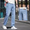Jeans Súper Delgados de Tencel de Nueve Puntos para Hombre Lyocell Holgados de Pierna Recta Verano Delgados Persona Pequeña de Ocho Puntos Pantalones de Hilo de Seda Helada para Hombre
