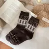 Meias de Lã Fair Isle para Outono e Inverno para Mulheres, Espessas e Quentes, Design Retro Japonês de Coração e Árvore, Meias Versáteis de Cano Médio para Uso ao Ar Livre