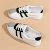 Zapatillas de Entrenamiento Alemanas Estilo Chino Originales para Mujer Primavera 2025 Nuevas de Nicho Tenis Azul Lago Dedo Ancho Zapatos Deportivos Casuales para Estudiantes