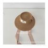 Nuevo sombrero de paja de ala plana con cordón estilo Hepburn 2025 para niños y niñas, estilo occidental, simple, protector solar, sombrero de playa anti-sol