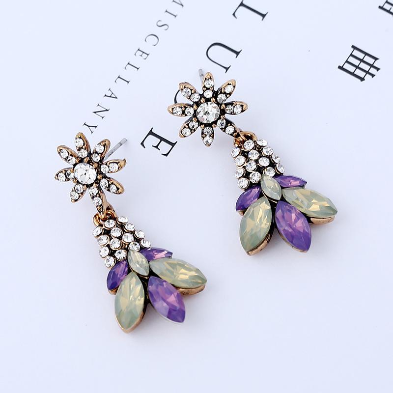 3729255910_1079086986