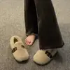 Pantuflas peludas para usar en exteriores en invierno, nuevo estilo 2026 mocasines slip-on de invierno, zapatos de algodón planos de suela blanda, cálidos y forrados de felpa