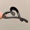 Pinza Geométrica Simple para el Cabello, Pinza de Moda para la Parte Trasera de la Cabeza, Pinza Femenina de Color Café, Accesorio para el Cabello de Pinza de Tiburón de Alta Gama y Exquisito