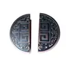 Manija de puerta de vidrio antigua china simple Xiangyun semicircular bronce tallado hueco manija de puerta de madera fabricantes de origen