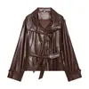 Casaco curto feminino com botões duplos, cinto para marcar a cintura, jaqueta de couro PU, jaqueta biker slim fit para outono, direto da fábrica