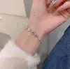 Pulseira Feminina de Pétalas Coreana de Alto Padrão Pulseira de Celebridade da Internet Estudante Melhor Amiga Estilo Coreano Design Simples de Nicho Estiloso