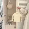 Camiseta Base de Cuello Medio Alto Estilo Coreano para Niñas Otoño Bebé con Volantes Manga Larga Ropa de Otoño para Niños Pequeños Suave y Amigable con la Piel Ropa Interior
