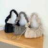 Bolsa Ligera con Cordón Simple para Viajes Cotidianos Versátil de un Hombro Debajo del Brazo Bolsa Nube Estilo Perezoso de Nailon Nicho Bolsa de Luna Plegada