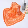 Bufanda de Seda Estilo Coreano Nueva para Primavera y Verano con Estampado de Anacardo, Bufanda Cuadrada Pequeña de Imitación de Seda de Alta Gama, 70cm, Bufanda para el Cuello de Mujer, Transfronteriza
