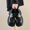 Mocasines de moda con hebilla metálica, Zapatos de cuero estilo británico de suela gruesa para mujer, Nuevos zapatos Mary Jane versátiles de Primavera 2026