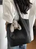 Bolsa Feminina Casual Elegante Xiaomi Padrão Trançado Estilo Coreano Fashionável 2026 Nova Moda Grande Capacidade para Deslocamento Ombro Único Axila