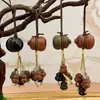 Colgante de sándalo, adorno de calabaza de múltiples tesoros, decoración colgante para coche, accesorio de nicho de fortuna y prosperidad, adorno de cadena para bolso y teléfono, material de madera roja