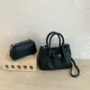 Bolsa Saco Plissada Versátil de Moda Simples para Mulheres 2026 Nova Popular para Trabalho e Dia a Dia Bolsa de Ombro Único Transversal