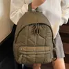 Mochila de Algodón Acolchada de Moda Modelo Nuevo 2025 Mochila de Algodón Relleno Bordada para Mujer con Múltiples Compartimentos para Viajes Diarios y Uso Casual Mochila Pequeña para Mujer