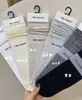 Calcetines de canalé blancos a rayas verticales para mujer, finos y transpirables para primavera y verano, calcetines holgados que absorben el sudor, calcetines largos versátiles estilo Miu, adecuados para zapatos Birkenstock