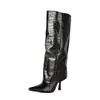 Botas largas de tubo alto para mujer estilo europeo y americano con punta fina, tacón de aguja, estampado de cocodrilo y piedra, caña ancha, corte recto, botas adelgazantes