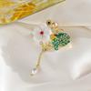 Broche de pipa con borlas antiguas chinas, con flor verde perla, para disfraz de cheongsam, ramillete, joyería