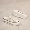 Zapatos de lona únicos con plataforma alta para mujer, nuevo estilo verano 2026, transpirables, versátiles, zapatos casuales de plataforma, pantuflas de punta cerrada