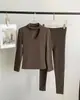 Top de tricô liso com decote V para mulheres, caimento justo, manga longa, peça básica de outono