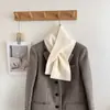 Bufanda Cruzada Versátil Ins Estilo Coreano Artístico para Mujer Otoño Invierno Cálida Cortavientos Color Sólido Tacto de Alta Gama Bufanda Protectora de Cuello Tejida