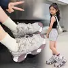 Zapatos Deportivos para Niñas 2026 Primavera/Otoño Estilo Nuevo Zapatos Casuales Blancos para Niñas Zapatos Transpirables con Panel de Malla Zapatos para Correr para Niños