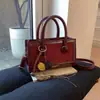 Diseño de Nicho Bolso Baguette Portátil Estilo Occidental para Mujer Otoño 2025 Nuevo Lujo Accesible Costuras en Color Contrastante Bolso de Hombro Único Cruzado
