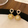 Pendientes Estéreo de Metal Rosa Retro Franceses, Pendientes Femeninos y Versátiles con Púa de Plata 925, Pendientes de Gama Alta de Nicho