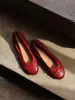 Sapatos baixos de bico redondo para mulheres, versão em pele de carneiro estilo auto-conservado, com aumento interno da altura, super macios e pegajosos, modernos, versáteis, com laço, sapatilhas