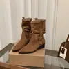 Con faldas estilo coreano para parecer más alta mujeres petite botas temperamento dama fresco Botas Martin celebridad de internet nuevo estilo 2026 versátil