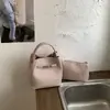 Bolsa de Mão Pequena Elegante de Alta Qualidade para Mulheres 2026 Nova Moda Versátil Bolsa Transversal Tendência Bolsa Mais Vendida Bolsa Saco