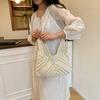Bolsa de Palha Tecida Moda Vintage Bolsa de Ombro Feminina Bolsa de Praia para Férias de Verão Casual Versátil Bolsa de Palha Tecida Feminina Retro