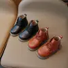 Botas Infantiles Otoño Estilo Caliente Estilo Coreano Botas Martin Hasta la Pantorrilla Infantiles Zapatos para Niños Pequeños Estudiantes Zapatos de Tabla para Niñas Zapatos de Suela Suave