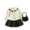 Conjunto de Suéter para Niña 2026 Nuevo Estilo Lazo Bloques de Color Cardigan Tejido Superior Conjunto de Suéter de Tres Piezas Primavera y Otoño