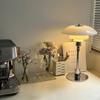 Lámpara de Mesa Decorativa Nórdica Ph3 Vintage Diseñador Danés Gama Alta Lujo Bauhaus Dormitorio Mesita de Noche Estilo Wabi-Sabi