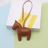 Novo Pingente de Pônei com Franja Grande, Ano do Cavalo Couro Criativo Cavalo Galopante Acessório de Pingente para Bolsa de Celular Atacado