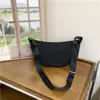 Bolso de Hombro Único de Nailon Otoño para Mujer 2025 Nuevo Bolso Cruzado Versátil Bolso de Axila Bolso de Media Luna de Moda Bolso Dumpling