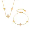 Rueda de la Fortuna Flor de Cuatro Hojas Europea y Americana Circonita Súper Brillante Collar Pulsera Hermoso conjunto Acero Inoxidable Chapado en Oro Mujeres