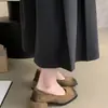 Sapatos Elegantes Femininos de Camurça com Salto Baixo, Bico Quadrado e Salto Alto Grosso - Coleção Nova Primavera 2026 Estilo Coreano