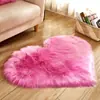 Alfombra Amazon Directa Blanca en Forma de Corazón Piel de Oveja Sintética Alfombra Gruesa de Felpa Larga Felpudo Cojín para Sofá Cojín para Ventana de Rincón