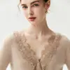 Bai Cai Rong 2026 Otoño/Invierno Suéter de Cachemira para Mujer Cuello en V Suéter de Punto Suave y Holgado Encaje Estilo Francés