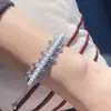 Anel Versa Renda Francesa Fina Colmeia Pétala Pérola Banhado a Ouro 18K Cor Forte Retenção de Cor Anel Coroa de Diamante