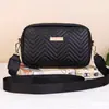 Tendência transfronteiriça 2024 nova moda cor sólida lantejoulas em relevo bolsa de ombro transversal comércio exterior atacado bolsa feminina