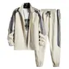 Conjunto de Duas Peças Popular Esportivo Cardigan e Calça para Primavera e Outono de 2025 para Homens Casual Cruzamento de Fronteiras Listrado Gola Alta Terno Cardigan para Homens