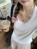 Camiseta de manga corta con cuello cuadrado y costuras de encaje de color liso para mujer, nueva camiseta de primavera con base apilada de especias dulces, parte superior interior