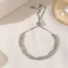 Comercio Exterior Transfronterizo se especializa en suministrar a Malasia Pulseras de Bolas Redondas para Mujer, Diseño Único, Joyería Ajustable de Moda, Perfectas como Regalo para tu Novia