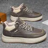 Otoño 2026 Nuevos Zapatos de Hombre de Moda Versátiles Deportivos Casuales Zapatillas Planas de Cross-Border Dropshipping Suela Suave Antideslizantes