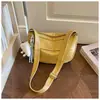 Bolso minimalista de nicho retro para el día a día, bolso cruzado para mujer, nuevo bolso de hombro de moda 2026, versátil para el trabajo y el transporte