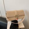 Bolsa Feminina 2026 Nova Moda Bolsa de Axila Bolsa de Ombro Bolsa Transversal Feminina Design de Nicho Bolsa Quadrada Pequena Tendência Quente