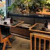 Restaurante Estilo Selvagem de Montanha Yunnan, Guizhou, Sichuan Mesas e Cadeiras Mesa de Churrasco Madeira Maciça Laje de Rocha Pedra de Fogo Fogão de Cartão Mesa para Fondue Comercial
